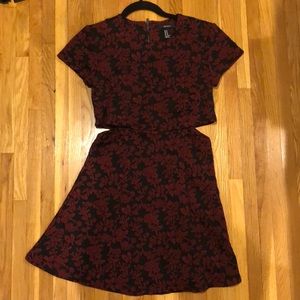 Cute forever 21 dress red floral tapestry